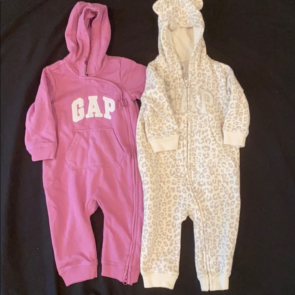 Hooded onesie bundle